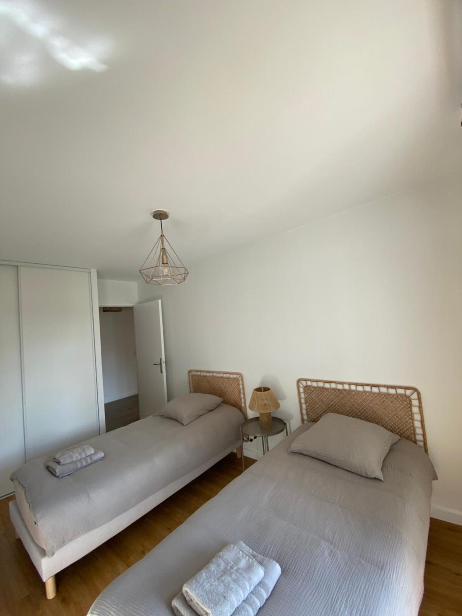 Hakuna Matata 5 Min Parking Appartement *