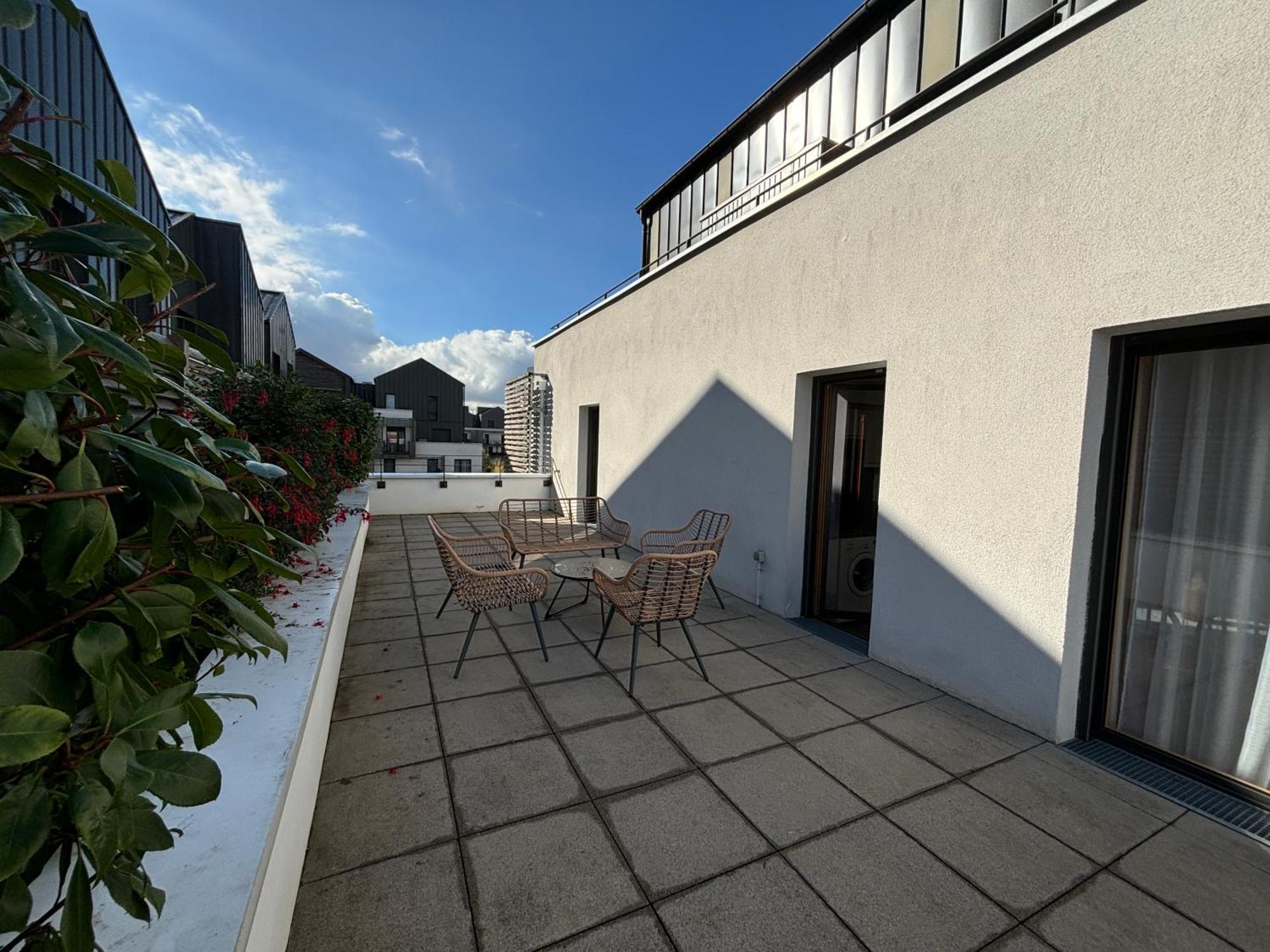 Hakuna Matata 5 Min Parking Appartement